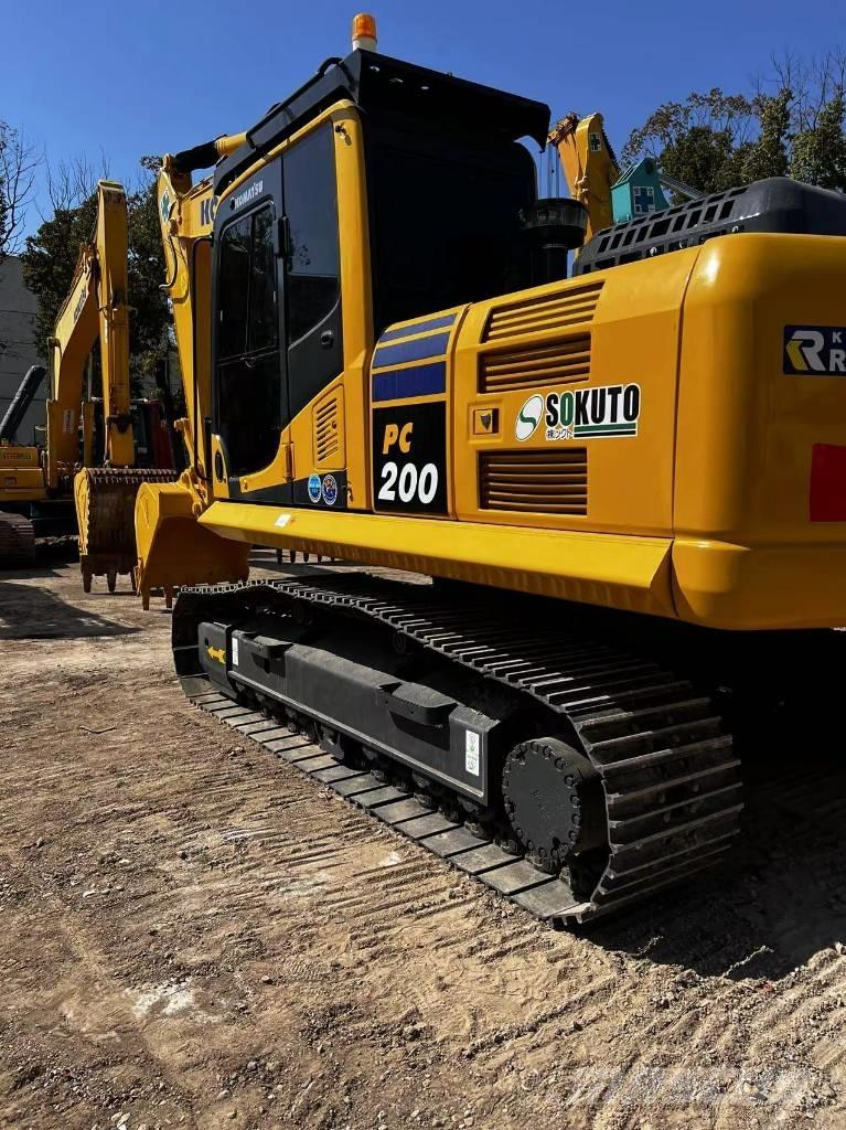 Komatsu PC 200-8N1 大型油圧ショベル12t以上（パワーショベル・ユンボ）