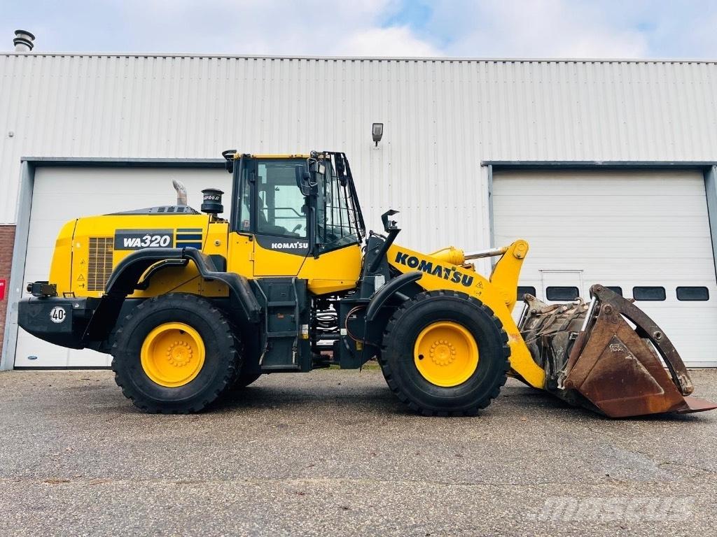 Komatsu WA 320-8 ホイールローダー・タイヤショベル