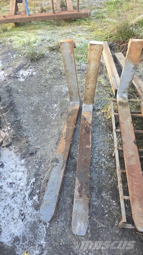  Pallgafflar 980kr ホイールローダー・タイヤショベル