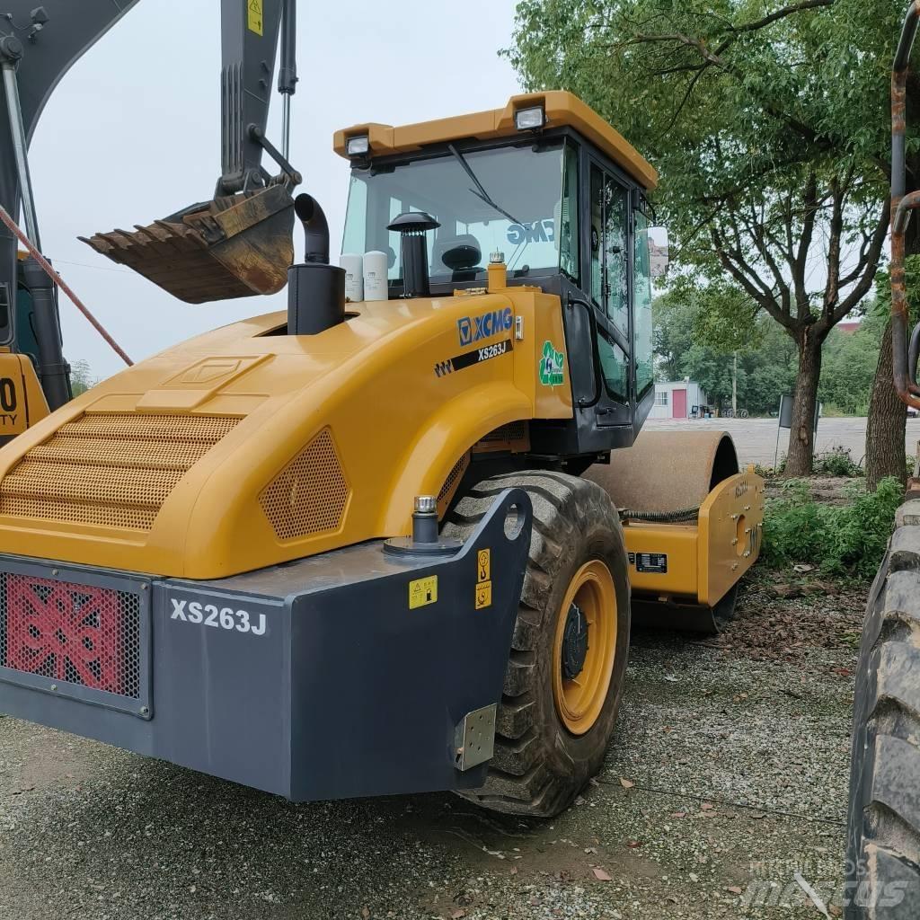 XCMG XS 263 J 振動ローラ
