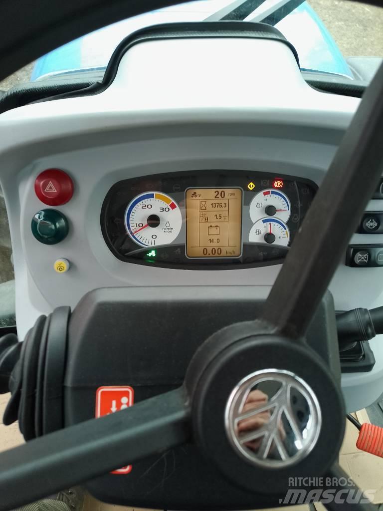 New Holland TD 5.115 トラクター