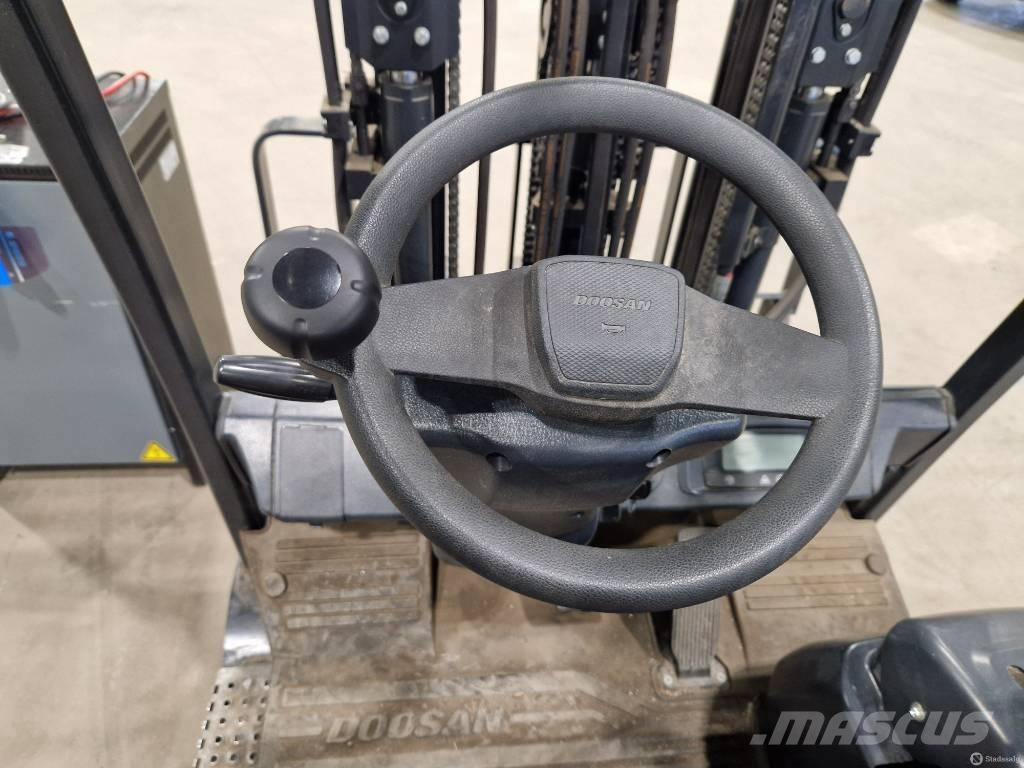Doosan B 15 T-7P バッテリーフォークリフト