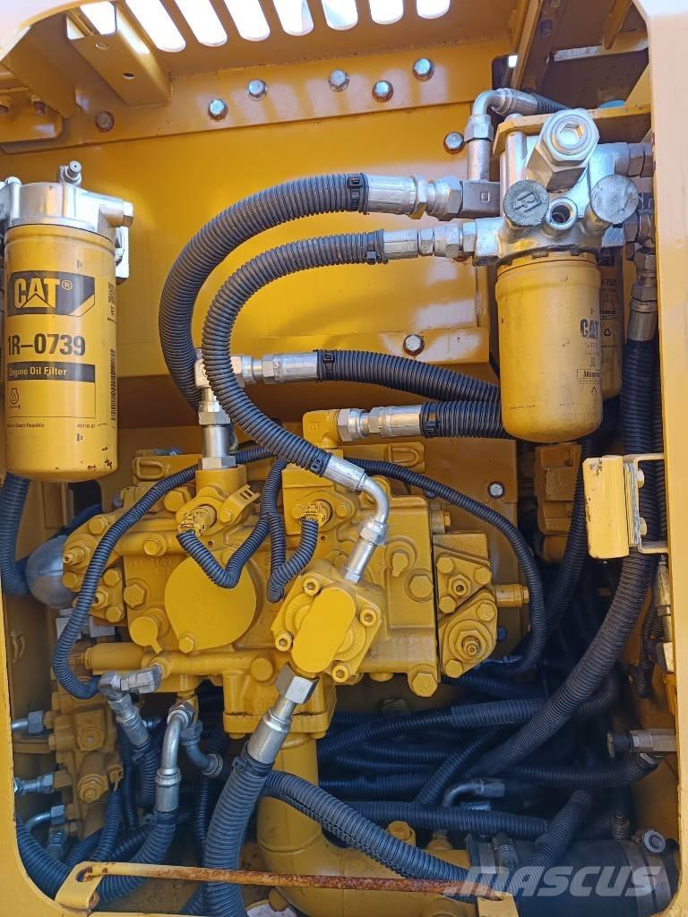 CAT 312 D 大型油圧ショベル12t以上（パワーショベル・ユンボ）