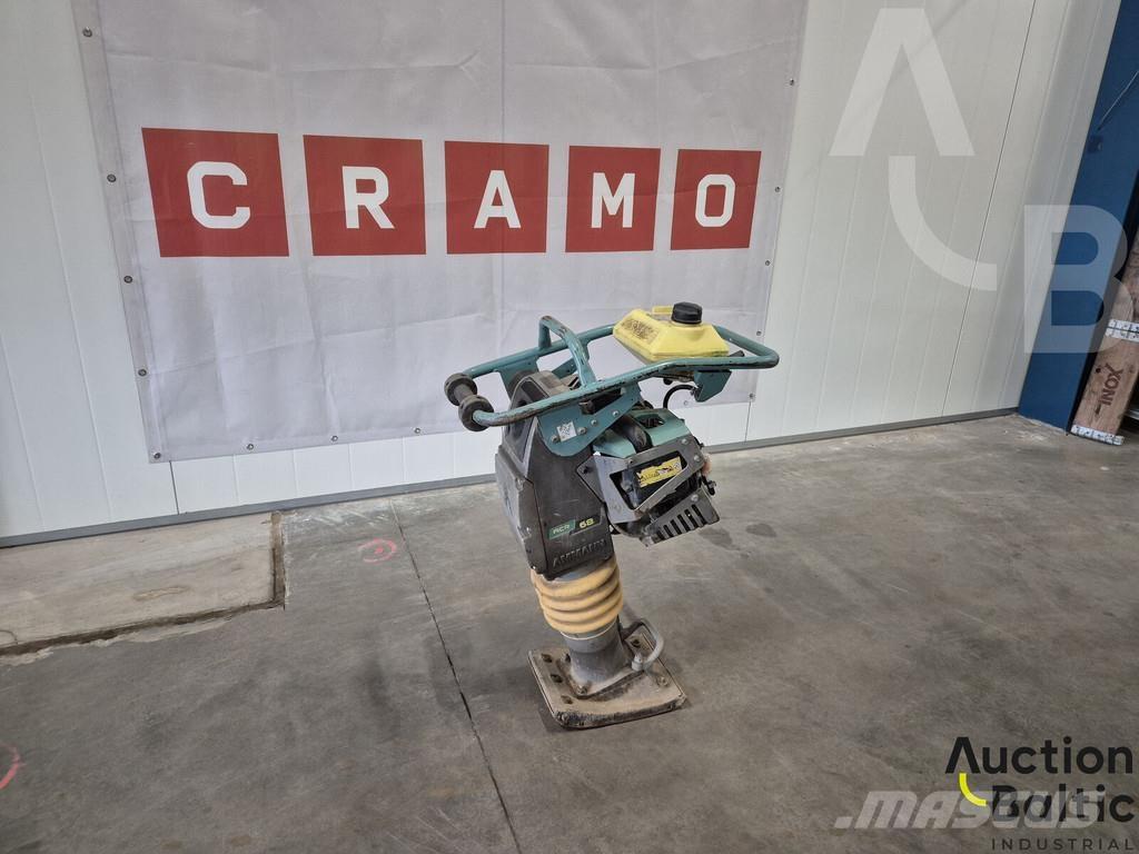 Ammann ACR 68 プレートコンパクター