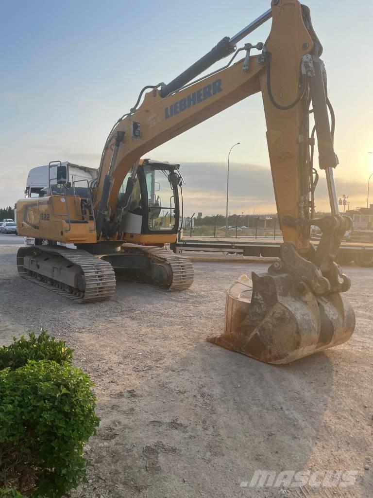 Liebherr R922 NLC 大型油圧ショベル12t以上（パワーショベル・ユンボ）