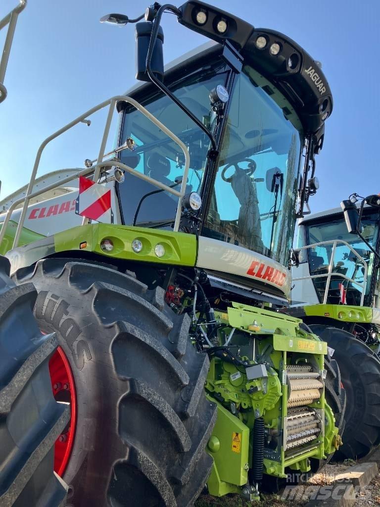 CLAAS Jaguar 950 自走式フォレージハーベスター