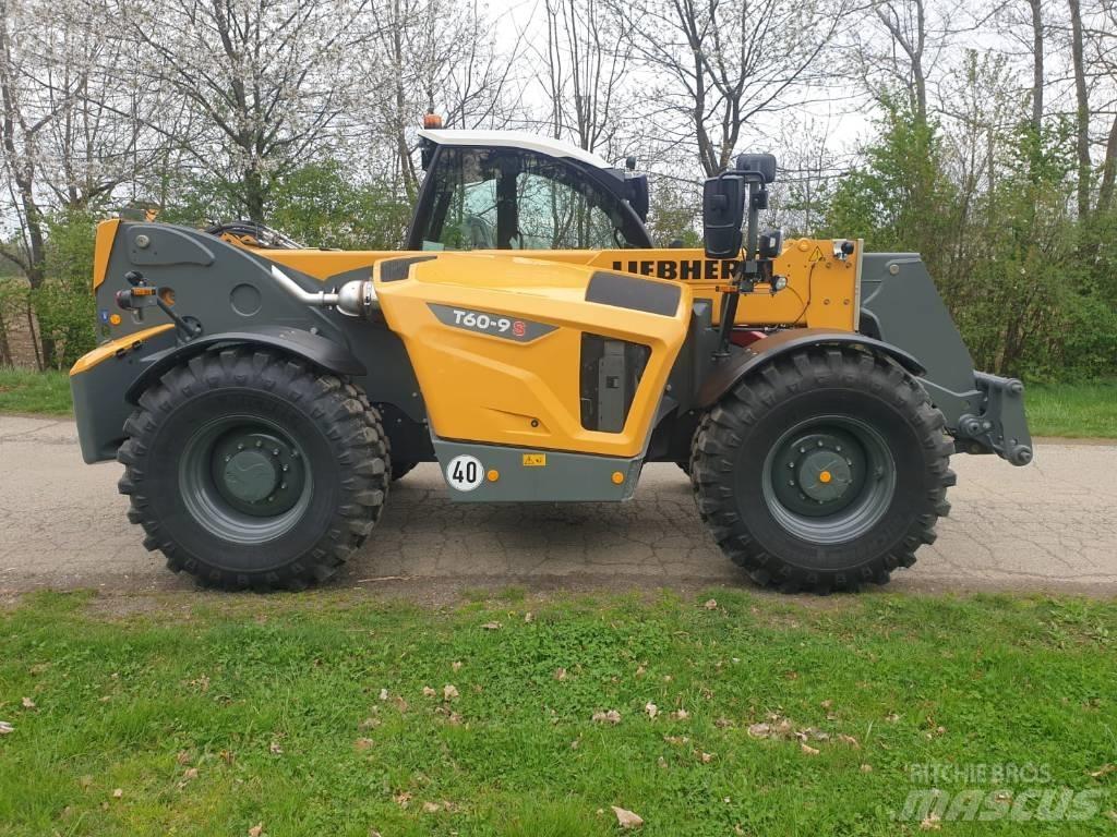 Liebherr T 60-9 S テレスコーピックハンドラー