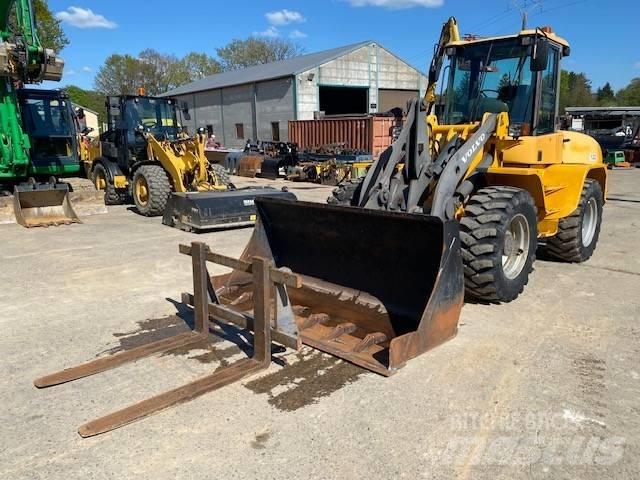Volvo L 40 B TP ホイールローダー・タイヤショベル