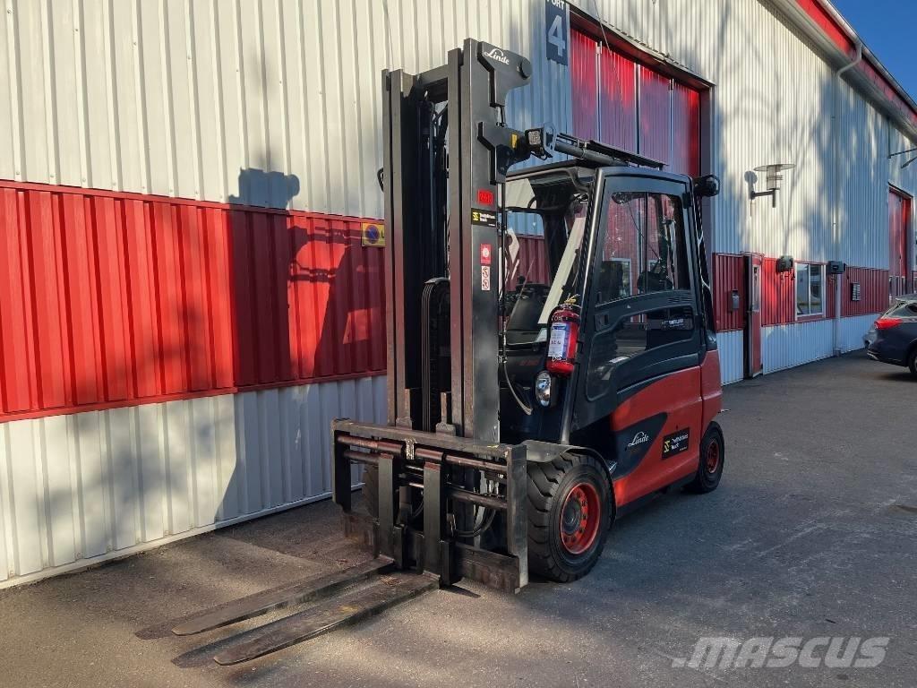 Linde E50HL-01/600 バッテリーフォークリフト