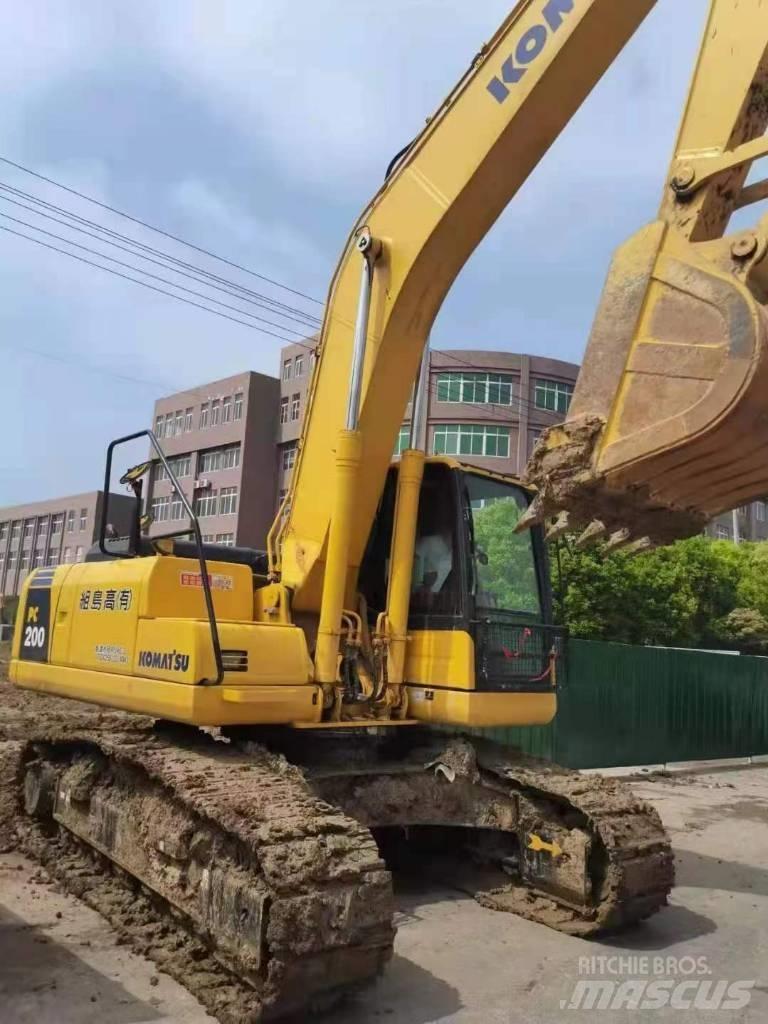 Komatsu pc200-8 大型油圧ショベル12t以上（パワーショベル・ユンボ）