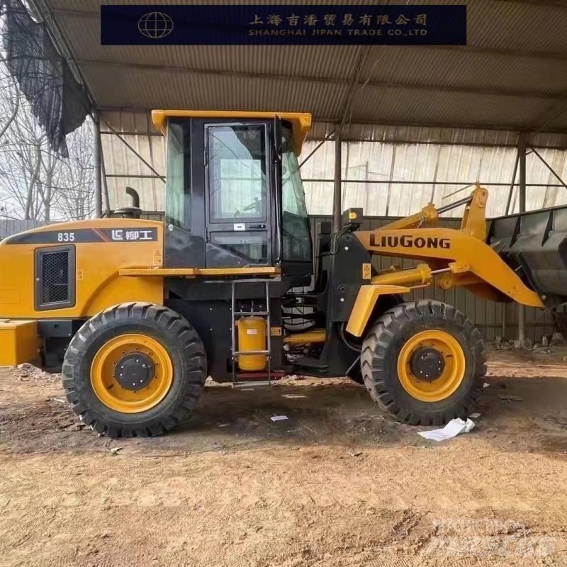 LiuGong CLG 835 ホイールローダー・タイヤショベル