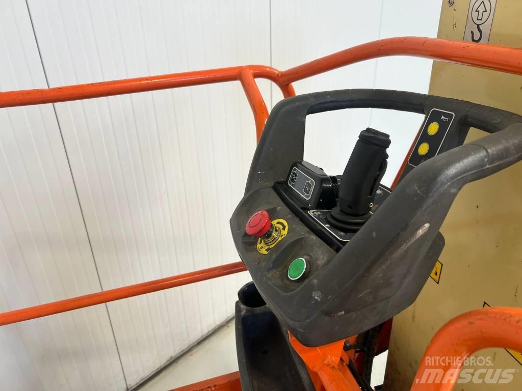 JLG Toucan 8E 垂直昇降型リフト