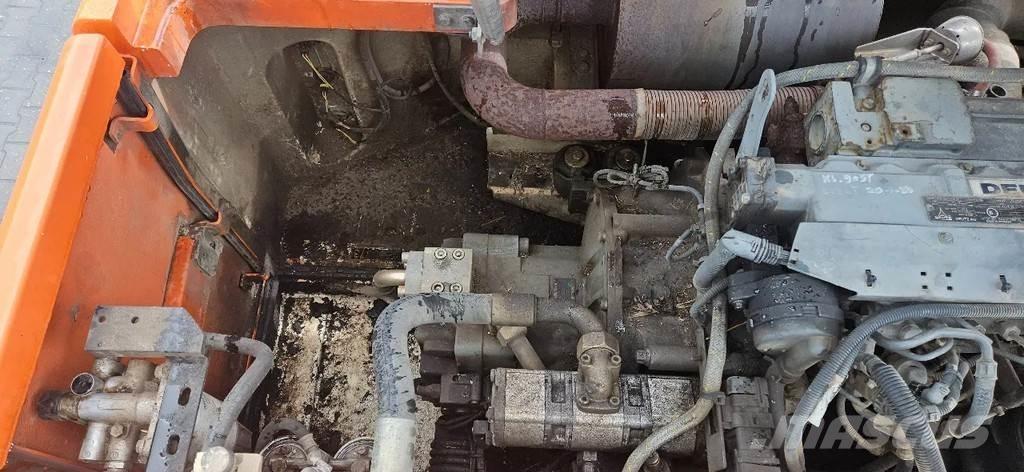 Terex TW 150 ホイール式油圧ショベル（パワーショベル・ユンボ・バックホー）