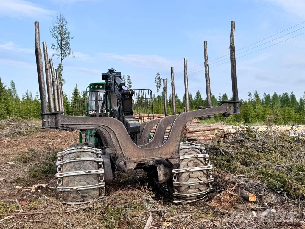 John Deere 1510 G フォワーダー