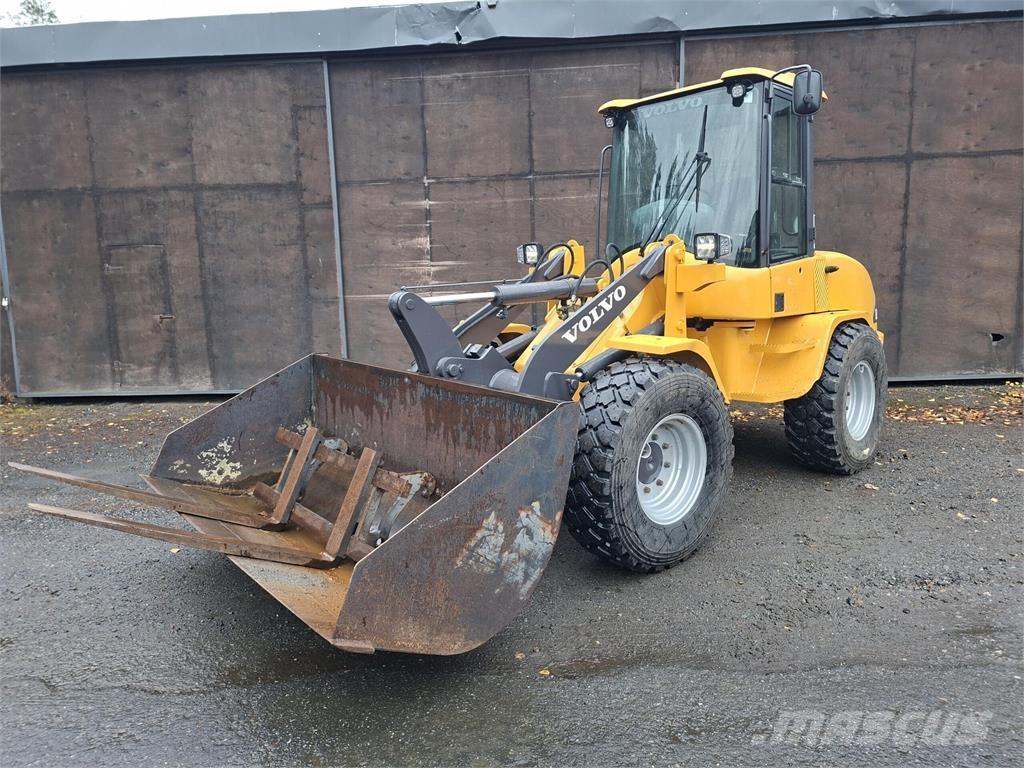 Volvo L30B ホイールローダー・タイヤショベル
