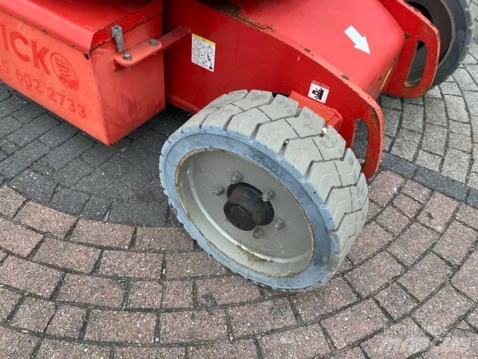 Manitou 150 AET JC ブームリフト　屈伸型