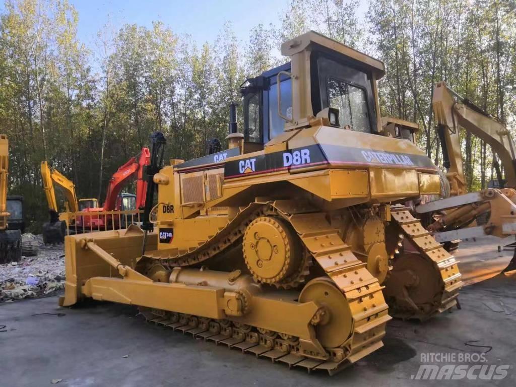 CAT D 8 R ブルドーザー