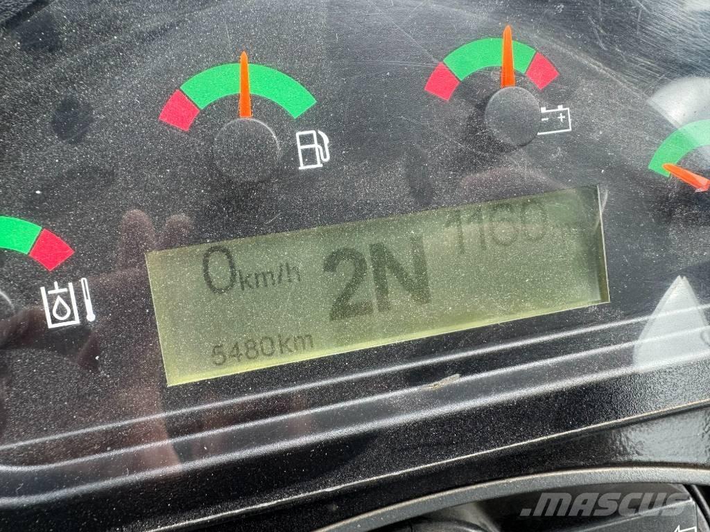 CAT 906M ホイールローダー・タイヤショベル
