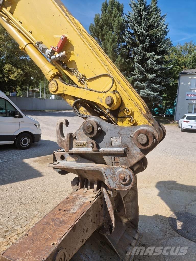 Komatsu PC 210 LC-11 大型油圧ショベル12t以上（パワーショベル・ユンボ）