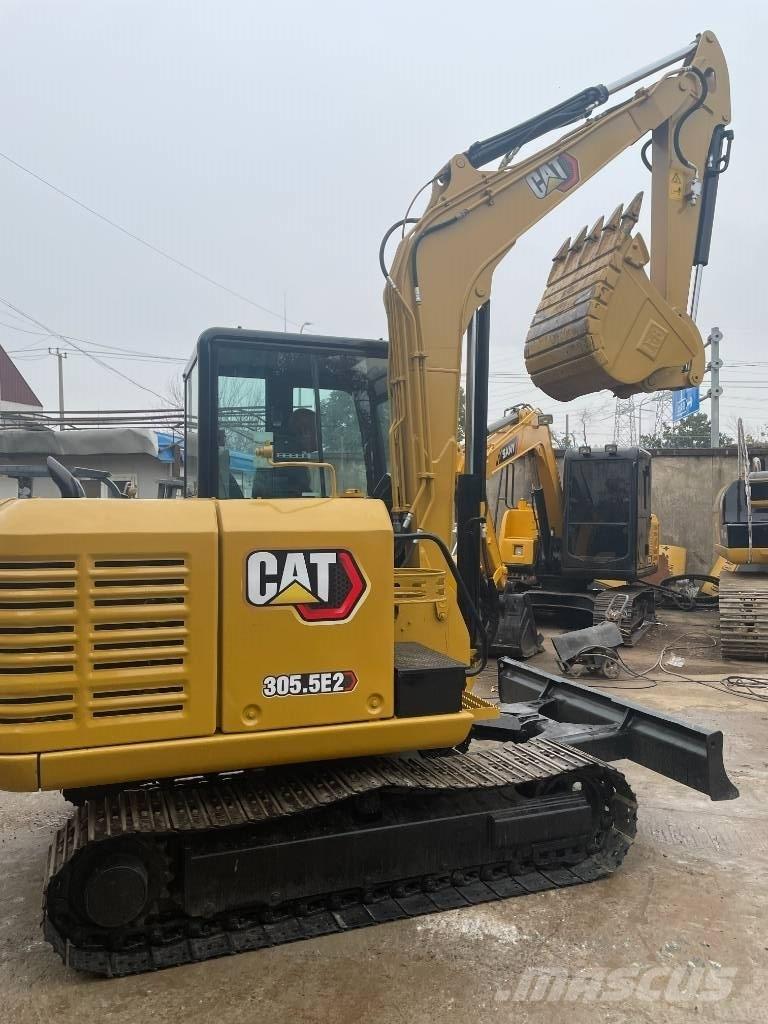 CAT CAT305.5E2 ミニ油圧ショベル 7t以下（ミニユンボ・ミニディガー）
