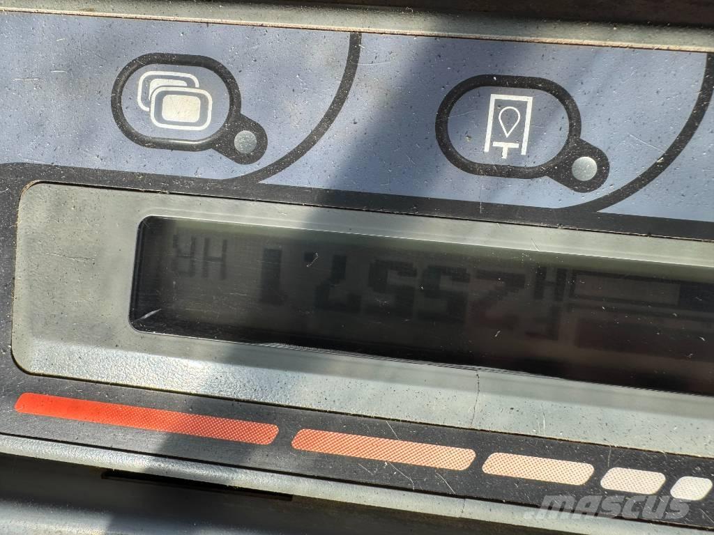 Kubota U35-3A3 ミニ油圧ショベル 7t以下（ミニユンボ・ミニディガー）