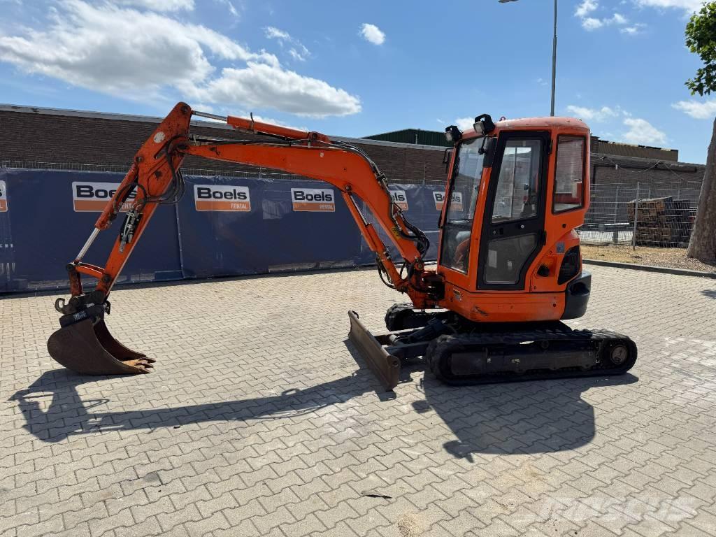 Kubota U35-3A3 ミニ油圧ショベル 7t以下（ミニユンボ・ミニディガー）