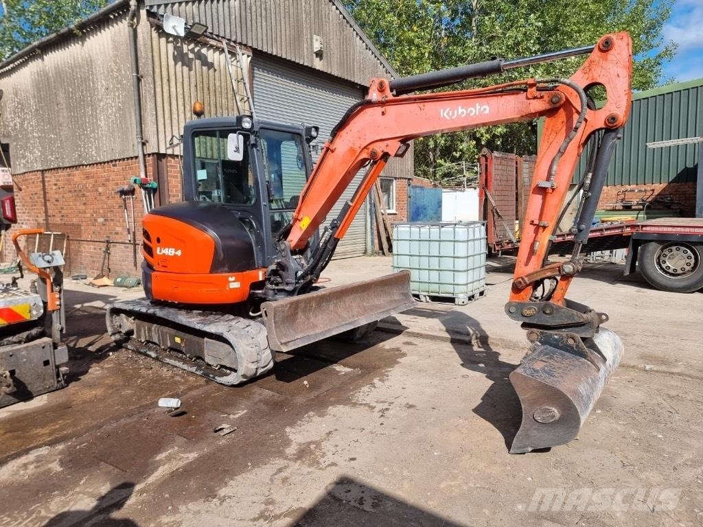 Kubota U 48-4 ミニ油圧ショベル 7t以下（ミニユンボ・ミニディガー）