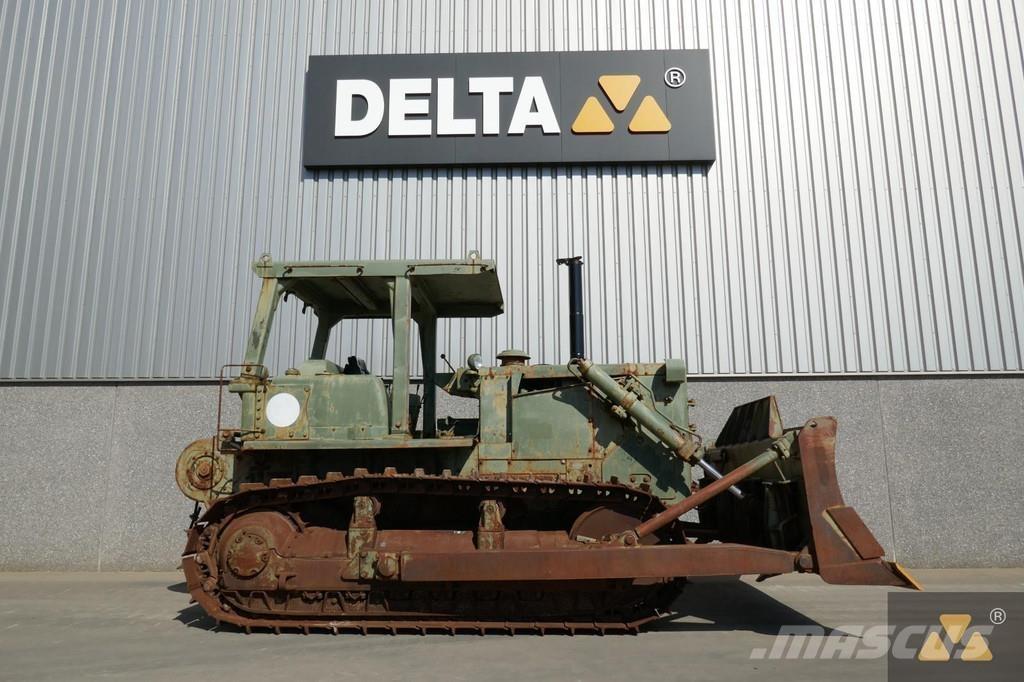 CAT D7F Ex-army ブルドーザー