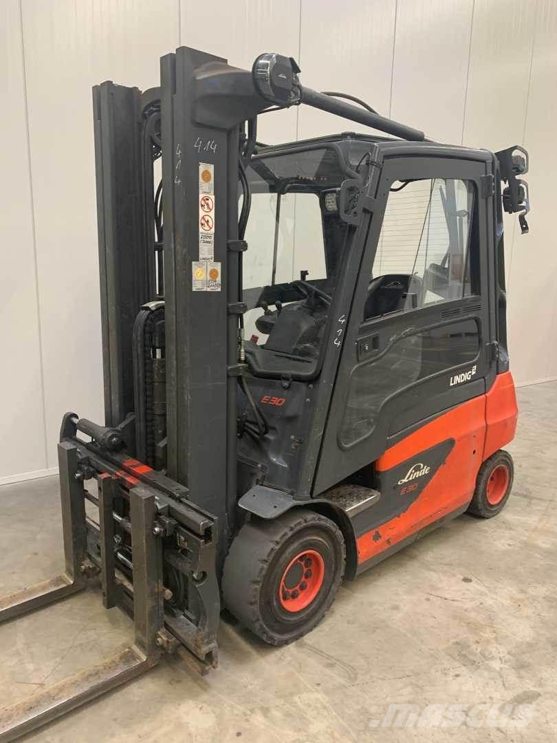 Linde E30 バッテリーフォークリフト