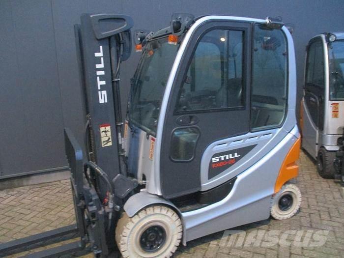 Still RX 60-25 バッテリーフォークリフト