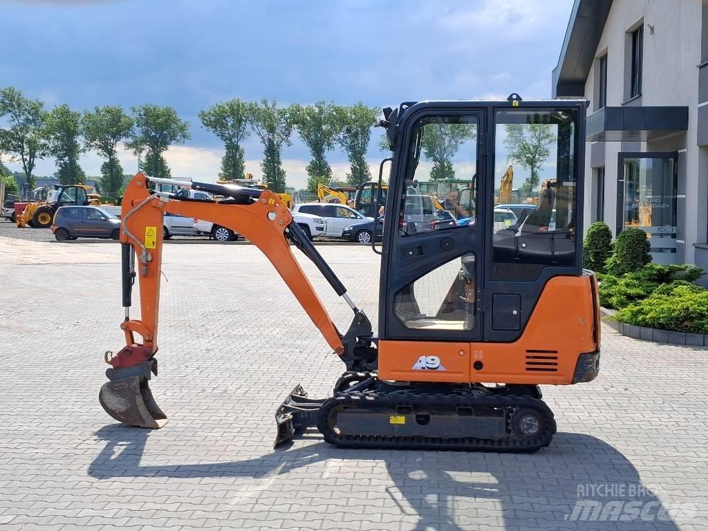 Hitachi ZX 19-6 ミニ油圧ショベル 7t以下（ミニユンボ・ミニディガー）