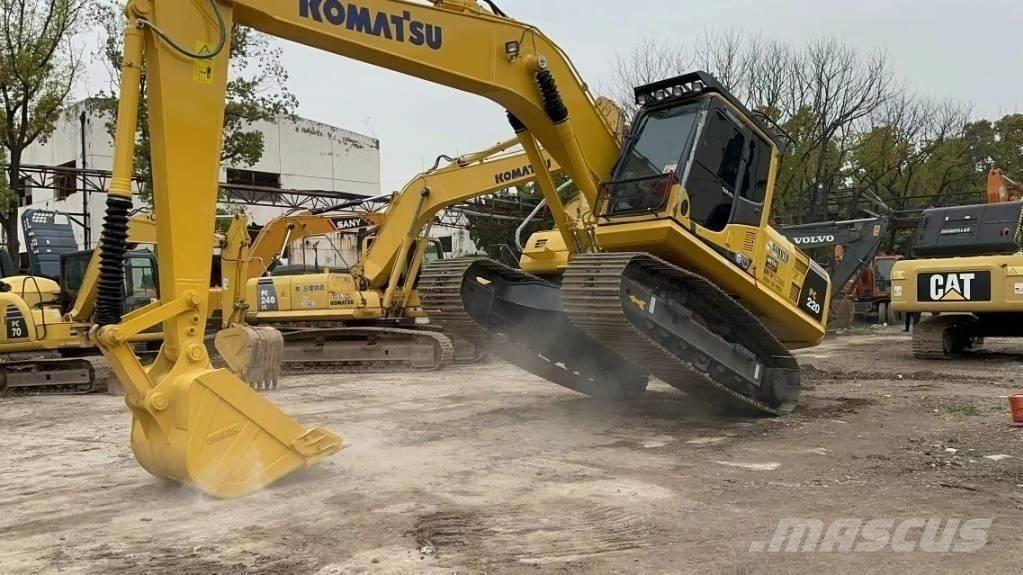 Komatsu PC 220-8 大型油圧ショベル12t以上（パワーショベル・ユンボ）