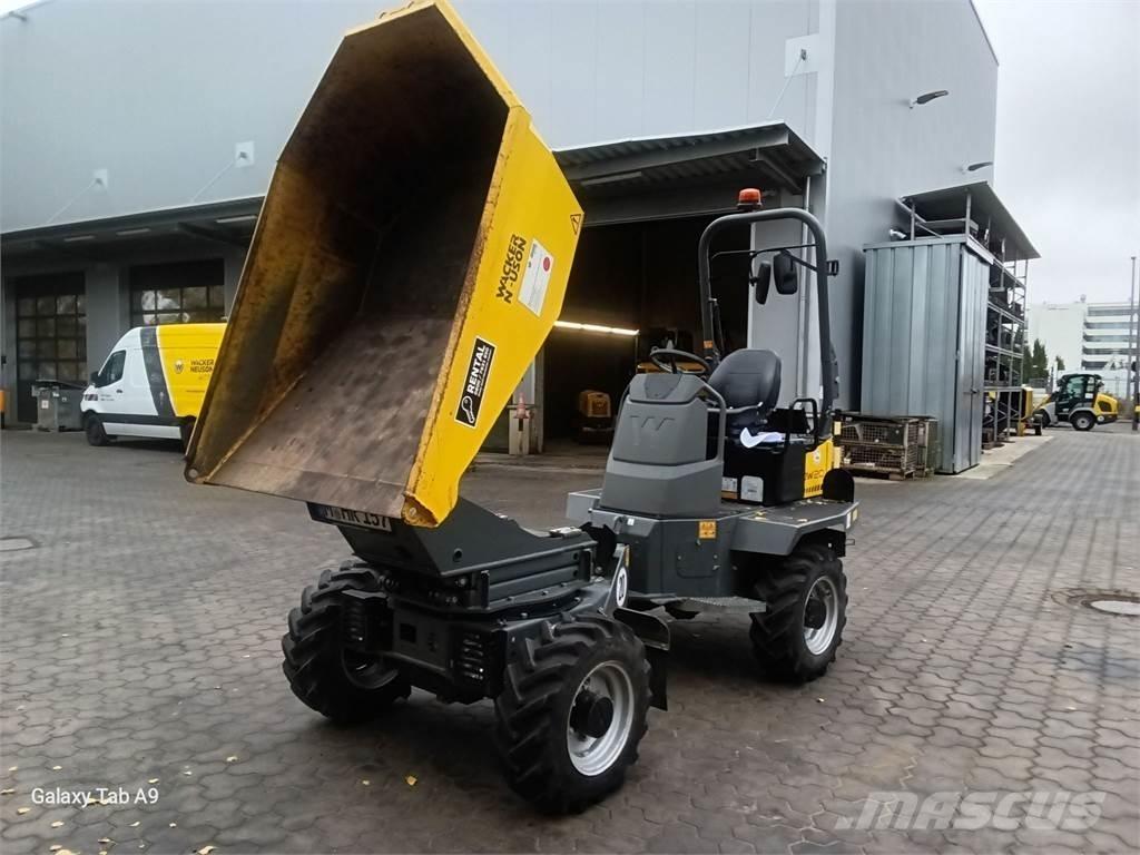 Wacker Neuson DW20 サイト　ダンプ