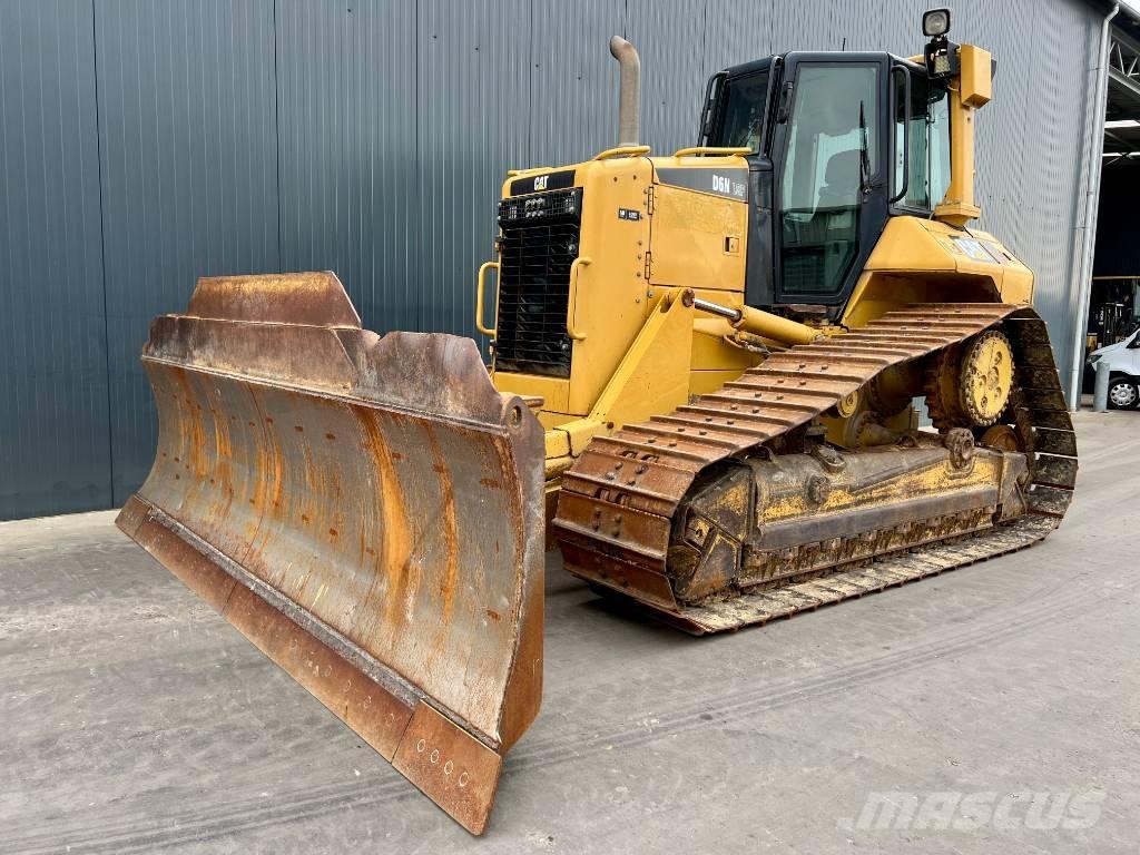 CAT D6N LGP ブルドーザー
