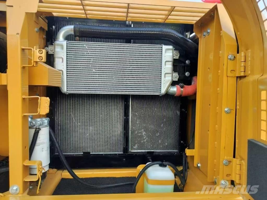 CAT 320D2L 大型油圧ショベル12t以上（パワーショベル・ユンボ）
