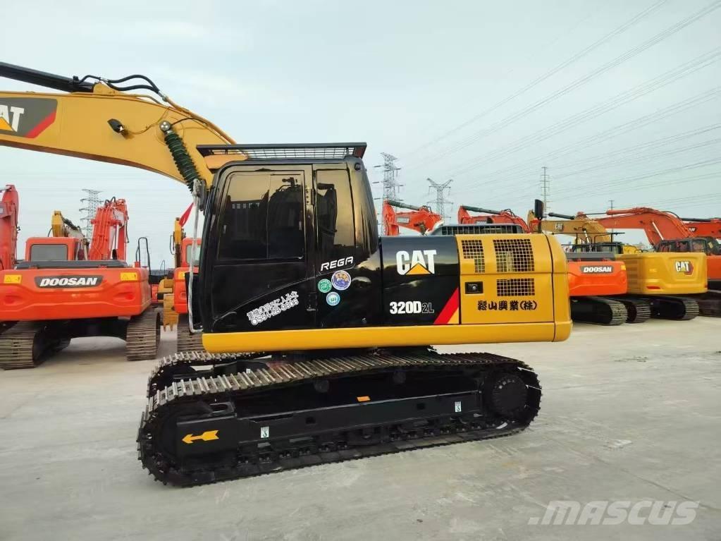 CAT 320D2L 大型油圧ショベル12t以上（パワーショベル・ユンボ）