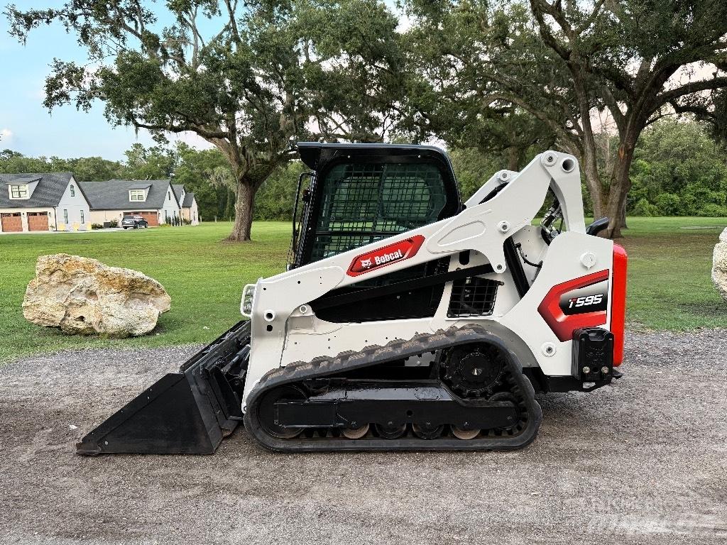 Bobcat T595 スキッドステアローダー