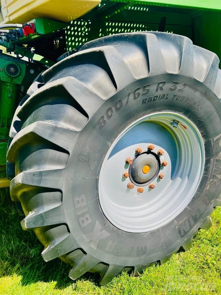 Krone Big X 650 フォレージハーベスター