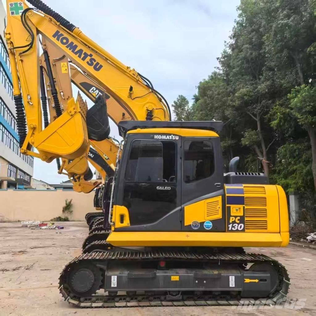 Komatsu PC 130 大型油圧ショベル12t以上（パワーショベル・ユンボ）