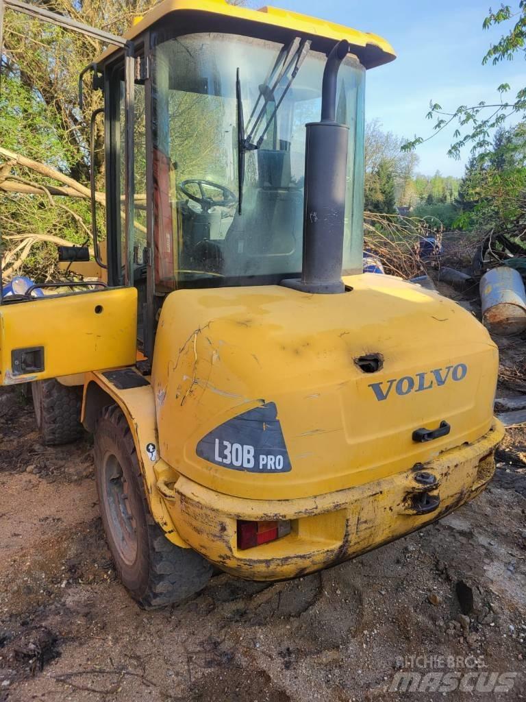 Volvo L 30 B ホイールローダー・タイヤショベル