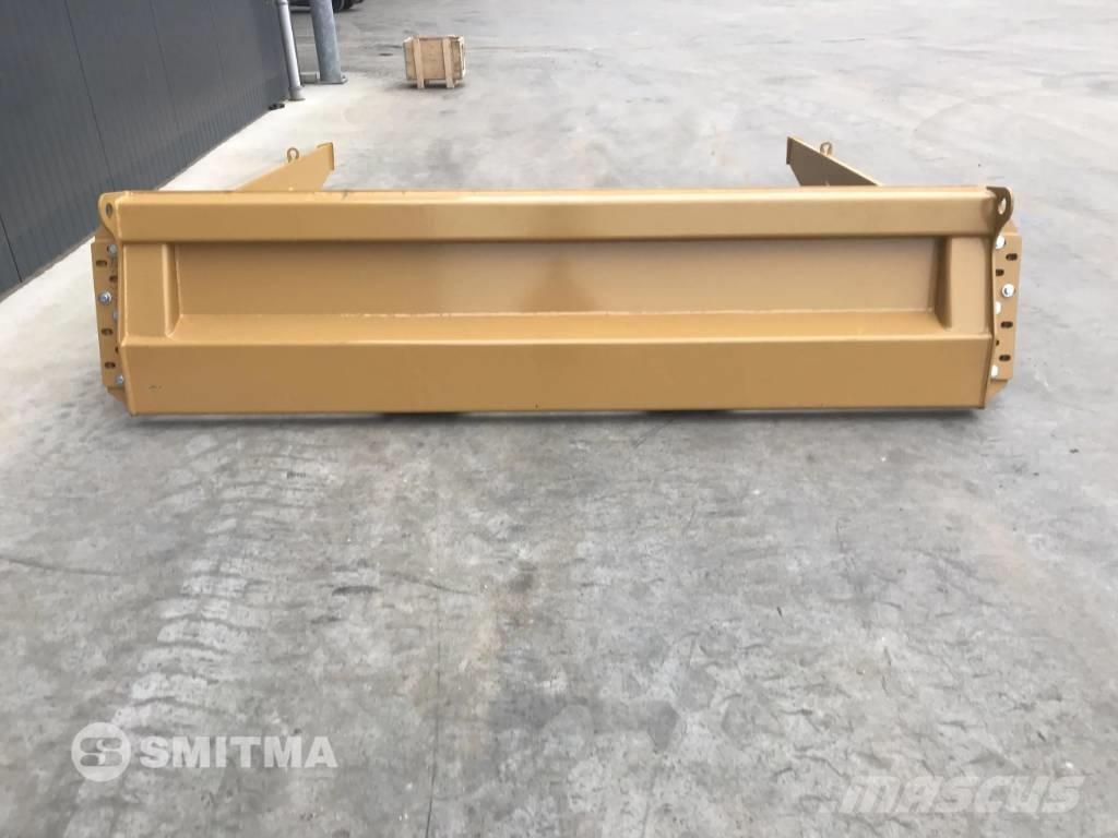 CAT 725C テールゲート