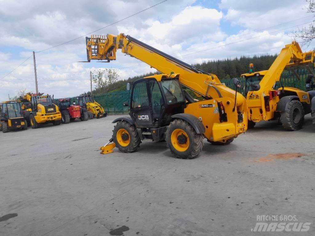 JCB 540-140 Hi-Viz テレスコーピックハンドラー