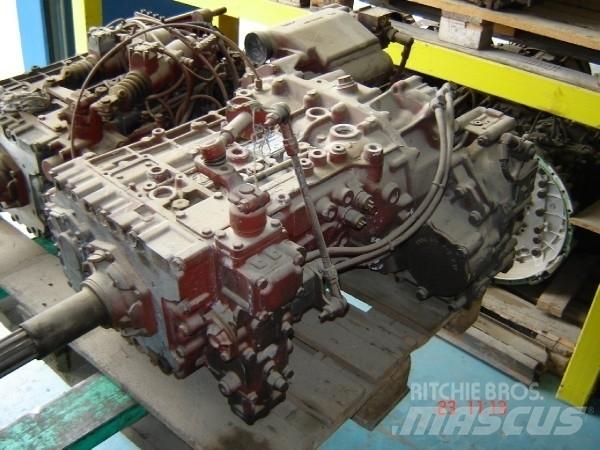 ZF 8 S 180 IT ギアボックス