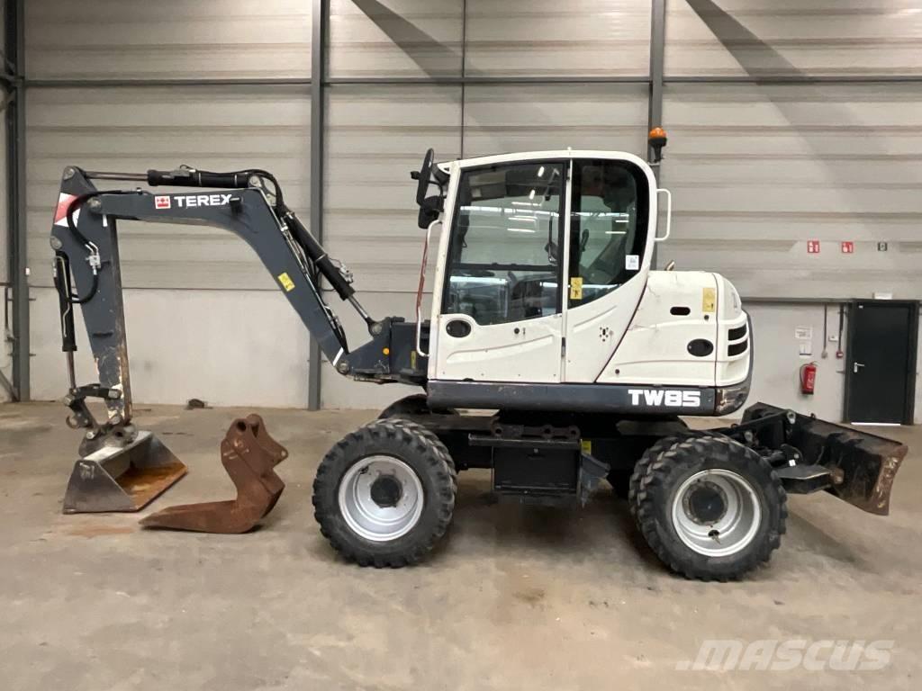 Terex TW 85 ホイール式油圧ショベル（パワーショベル・ユンボ・バックホー）