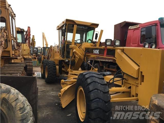 CAT 140 K モーターグレーダー