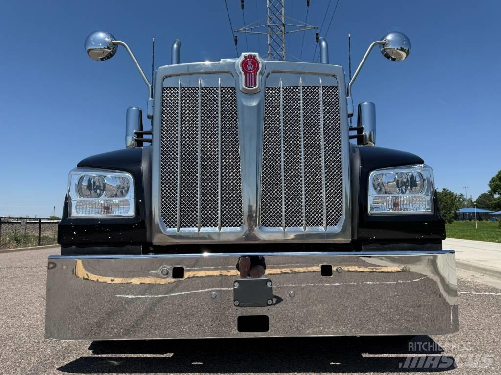 Kenworth W 990 中古トラクターヘッド | トレーラーヘッド