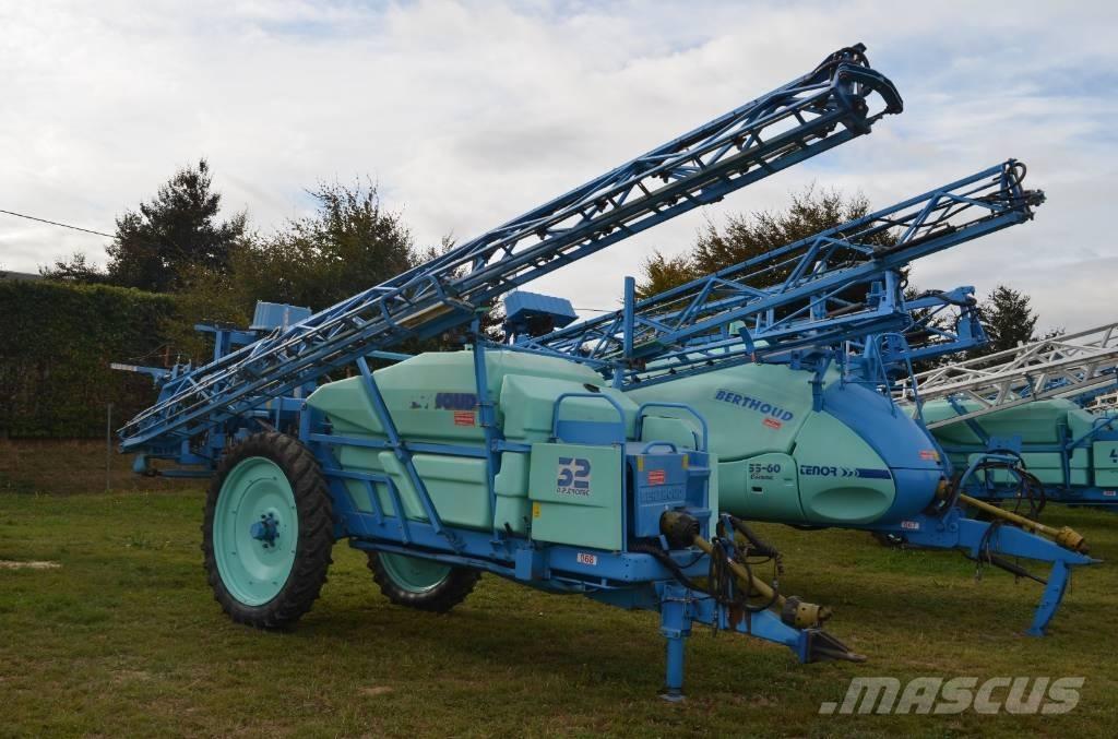 Berthoud Mack 32 牽引型スプレイヤー