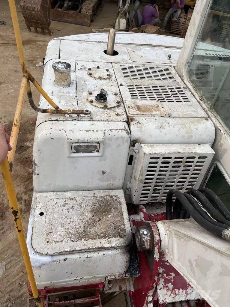 Takeuchi TB175C 大型油圧ショベル12t以上（パワーショベル・ユンボ）