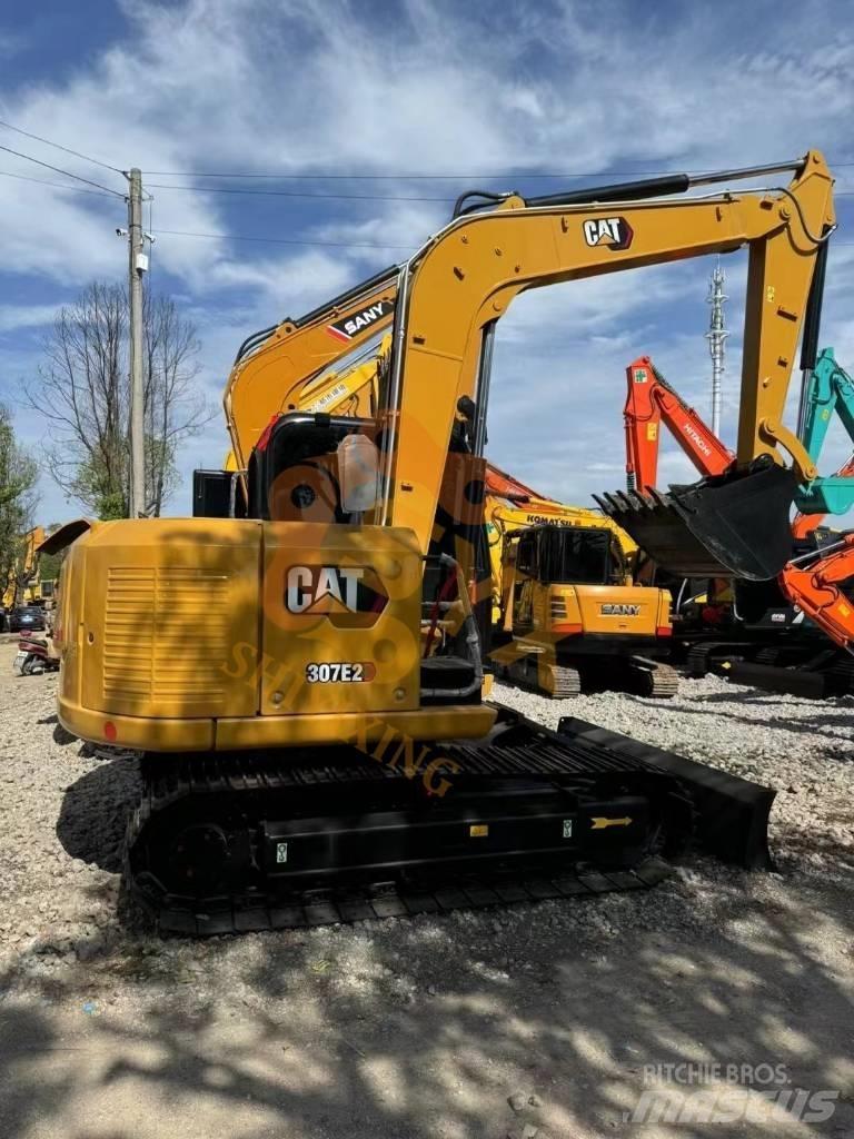 CAT 307 E2 中型油圧ショベル 7ｔ-12ｔ（ユンボ・パワーショベル・バックホー）