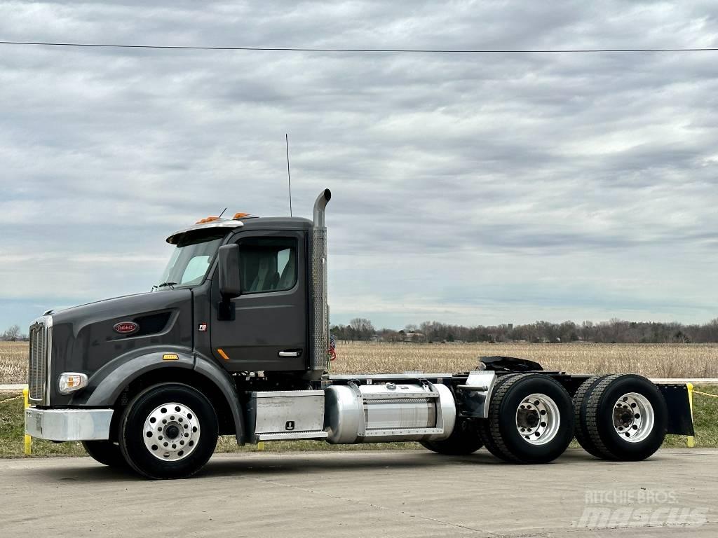 Peterbilt 567 中古トラクターヘッド | トレーラーヘッド